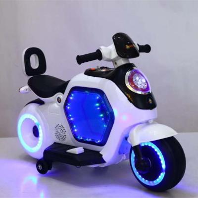 China Ride On Toy Cool Light Rechargeable Battery 6V Kids Motorcycles for sale