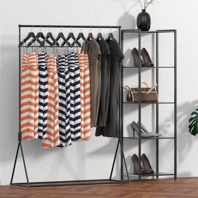 China Black Space Saving Clothing Display Rack Modern Home Furniture Storage Iron Hanger Rack Large for sale