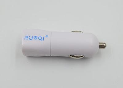 China Color blanco del control de calidad 2,0 del Sigle USB del coche del voltaje universal del cargador 3 para Samsung en venta