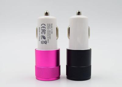 중국 다채로운 이중 USB 차량 충전기는 DC 12V - 24V 낮은것 작동 온도를 주문을 받아서 만들었습니다 판매용