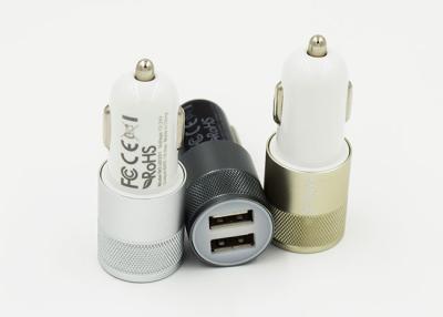 Cina Metal il caricatore 3.4A ad alto rendimento 12V - 24V dell'automobile di USB del porto dell'universale 2 del portatile in vendita