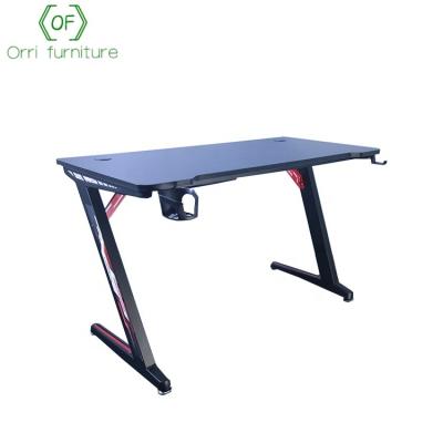 China (Size) Orri Furniture Adjustable Z Shaped Gaming Desk Computer Blackboard with LED Lights for sale