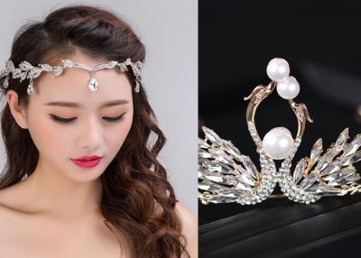 China Multi Color Bridal Tiaras And Crowns , Fashionable Personalized Tiara Crowns for sale