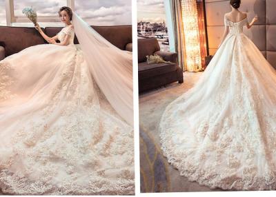 China New Type Luxurious long tail wedding dress for sale