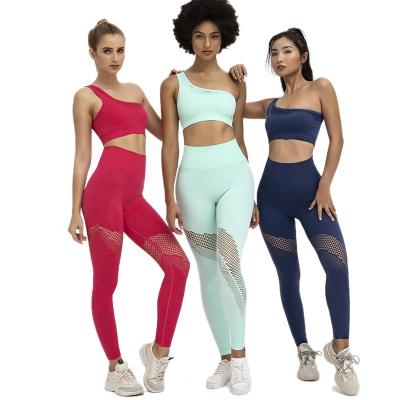 China 2022 Hot Selling Amazon Ptsports Gym Yoga Set New Women Fitness Leggings Pants Antibacterial Seamless Wholesale Yoga Suit for sale