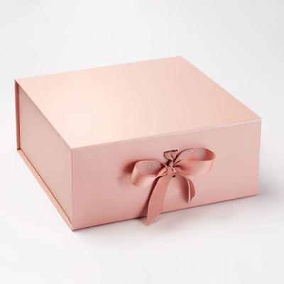 China Recyclable OEM Personalized Luxury Extra Large Magnetic Collapsible Premium Rigid Gift Box With Ribbon Closure for sale