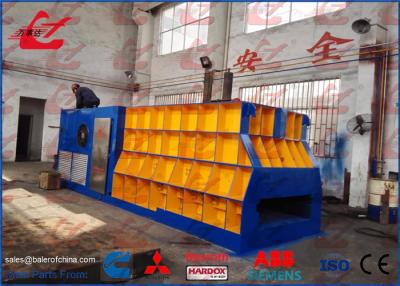 China Mobile Horizontal Container Scrap Metal Shear Big Mouth Large Capacity 10Ton/h 400Ton Cutting Force for sale