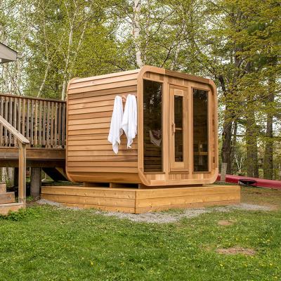 China Outdoor Computer Control Panel 6 Person Red Cedar Wooden Barrel Steam Sauna With Sauna Stove for sale