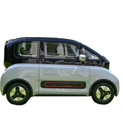 China Bateria de lítio 2023 Baojun Adult Mini Carro Eléctrico Conveniente E Recarregável Mini Quatro Rodas Veículo de Duas Portas à venda