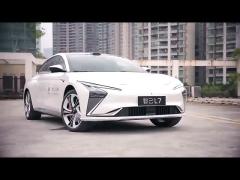 Maximum Torque of 725N.m Zhiji L7 EV Car ‘s Top Luxury Electric Sports Car for Speed Driving