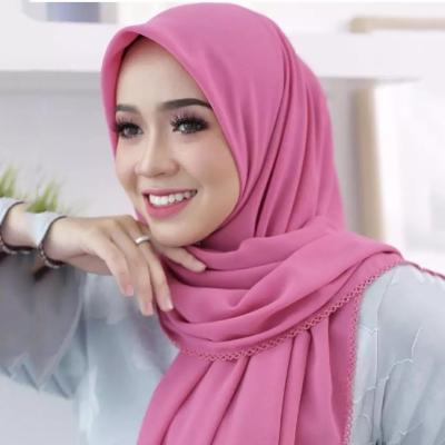 China Simple Polyester Bubble Chiffon Lace Scarf Eyelash Women Hijabs for sale