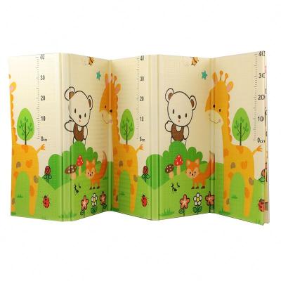 China Picnic Made in China Cartoon Animal Xpe Kids Folding Baby Floor Play Crawling Mats for sale