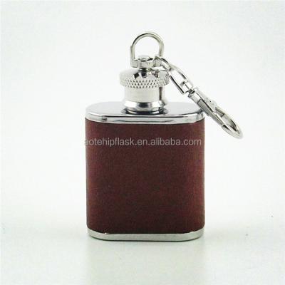 China Custom Mini Hip Flask Gift Stainless Steel Key Chain 1oz for sale