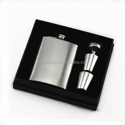 China Conical Hip Flask and Stainless Steel Gift Argos Mug Jug Hopper Set for sale