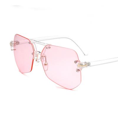 China Fashionable and durable china manufacturing cheap exquisite creative sun glass ladies sunglasses for sale