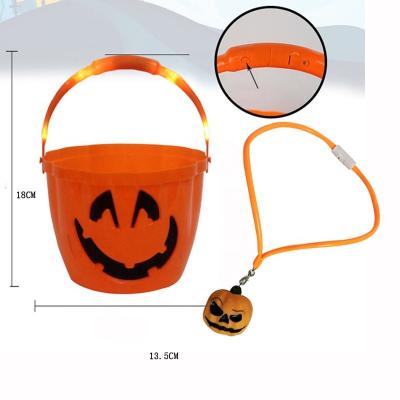 China ABS Halloween Trick or Treat Pumpkin Bucket Jack O Lantern Candy Basket Halloween Party Supplies Pumpkin Buckets Handle for sale