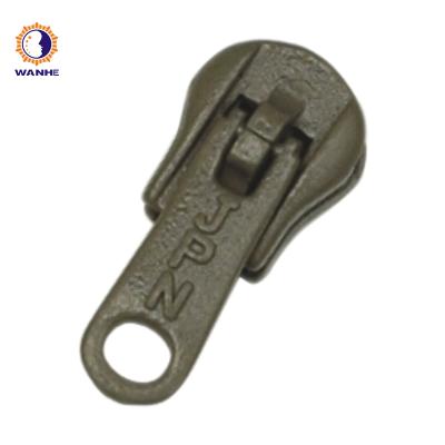 China No.3 Pin Lock Nickel Free L-Type Nylon Slider for sale