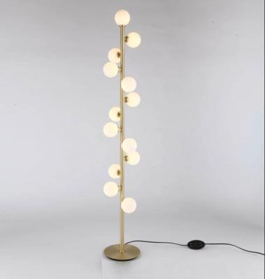 China Modern Home Decorative Indoor Floor Lamp Glass Ball Floor Lamp Luxury Gold Wrought Iron Floor Lamp for sale