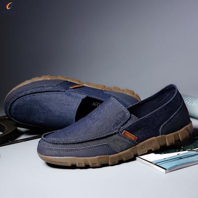 China Fashion Trend New Arrival Mens Walking Shoes Loafers For Mens Mens Shoes Canvas for sale