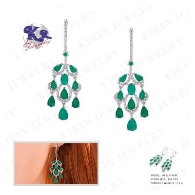 China Design Lead Free Nickel Free 925 Sterling Silver Tassel Earring Elegant Emerald Earring Jewelry Luxury Trendy Fashion For Women Tassel Drop Earrings for sale