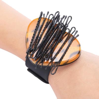 China Barber Tools Professional Hair Salon Leopard Color Wrist Band Magnet Fashion Magnetic Bracelet for sale