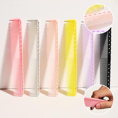 China Amazon hairdressing salon best-selling comb tools professional distribution in hair carbon fiber gradient double tooth comb for sale