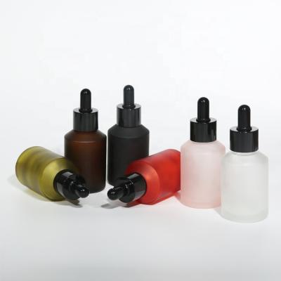 China Empty Personal Care Dropper Essential Oil Bottle Colors Can Be Customized Cosmetic Dropper Bottles for sale