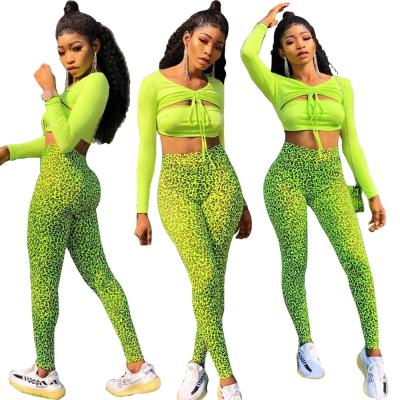 China 2021 autumn women anti-static sports suits green color leisure daily home long sleeve tops long pants ladies set two-piece outfits for sale