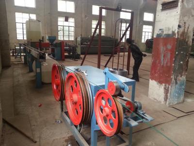 China De hete Gegalvaniseerde Met een laag bedekte Machine van de Ijzerdraad pvc voor het Hexagonale Draad Opleveren 4kw Te koop