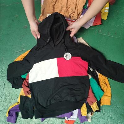 China Second-Hand Apparel International Hoodie Clothes Bullets Old Used Clothing Used Imported Jackets for sale