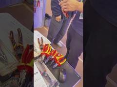 Customer tested cutting in Canton Fair