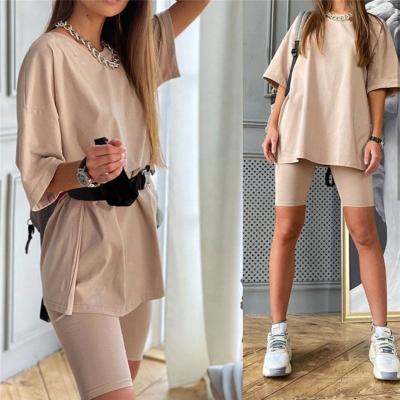 China Custom High Quality QUICK DRY Sports Tracksuit Women Teams Simple Oversized 2 Piece Set Short Sleeve T-shirt Fashion Shorts Sets With Belt for sale