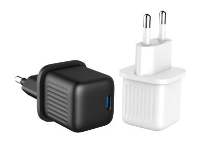 China El CE UKCA certificó el enchufe 20W GaN Power Adapter 5V 3A, cargador de la UE del paladio de 9V 2.22A 12V 1.67A USB-C en venta