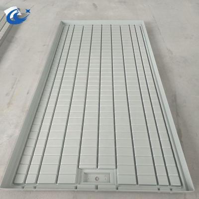 China Easily Assembled Aquaponic System Barley Fodder Feed Ebb And Flow Hydroponic Tray for sale