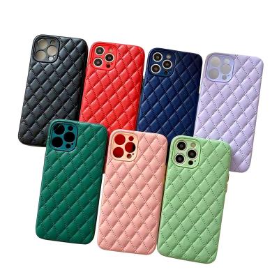 China Hot Selling Custom Logo Shockproof Cotton Filled Bottom Lingge Mobile Phone Case Accessories For Huawei P40 pro for sale