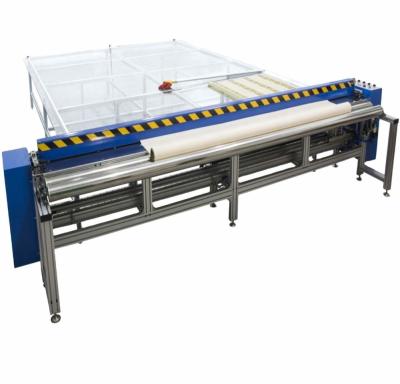 China 3.2 M /4m /5m   roller blinds cold blade  automatic  cutting machine automatic feeding & rewinding fabrics en venta