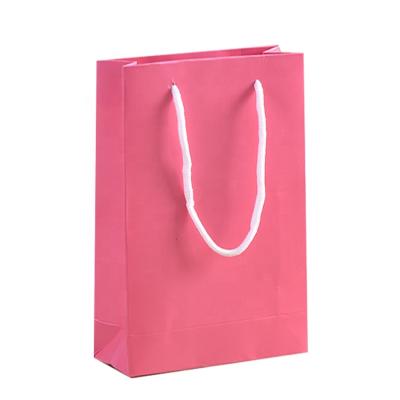 China Cheap Recyclable Retail Decorate Gift To Custom Design Shopping Paper Bags With Your Own Logo for sale