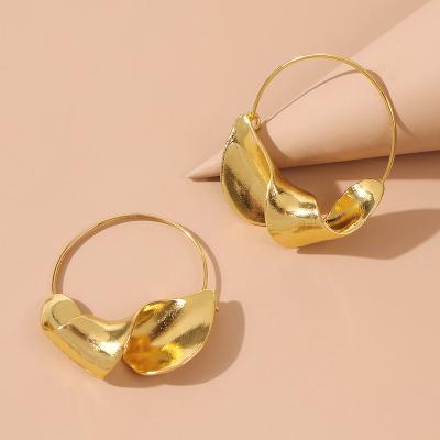 China Fashion Vintage Cute Geometric Shape Earrings Zinc Alloy Gold Plated Dangling Earring Drop Earrings Beautiful for sale