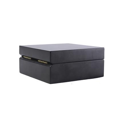 China New design recyclable hot sale boxycharm subscription black corrugated packaging paper box for sale