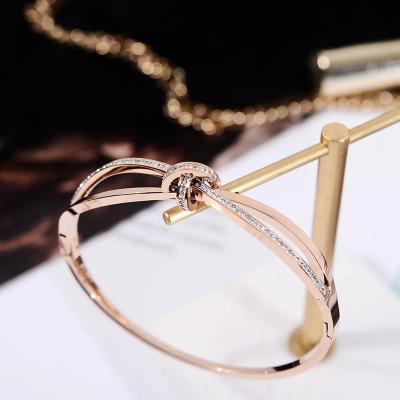 China Designer CLASSIC Girls Women Bracelets Fashion Crystal Bowknot Stainless Steel Bangle for sale