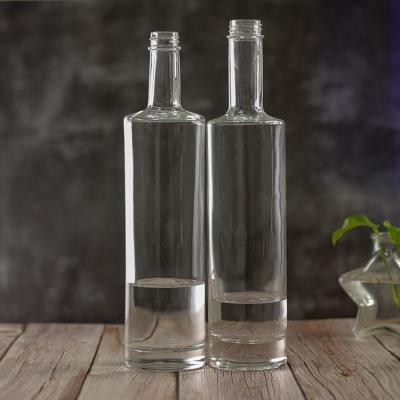 China Liquor Bottles 700ml Whiskey Bottle 750ml Vodka Bottles For Liquor for sale