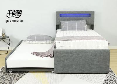 China Leuchtender doppelter Plattform-Bett-Leinenspant 4ft fertigte mit dem Schieben des Faches besonders an zu verkaufen