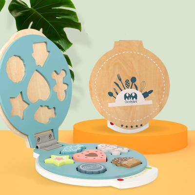 China Have Physical Training Children Kindergarten Toys Kitchen Tools Wooden Pancake Machine Kitchen Toy for sale