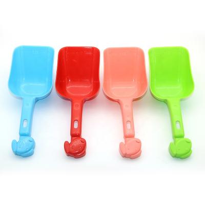 China Sustainable One Drop Shipping Pet Candy Color Cat Food Spoon Dog Pattern Dog Food Scoop for sale