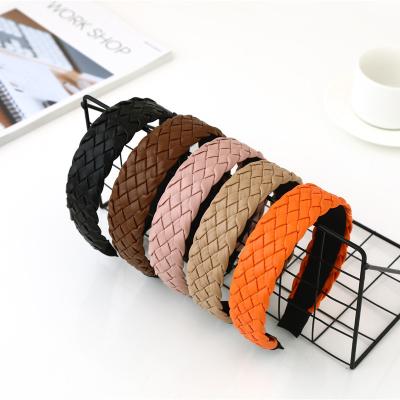 China Winter Trendy Punk Headwraps DALLIS Band Solid Color PU Leather Hair Accessories Women Padded Braided Leather Headband for sale