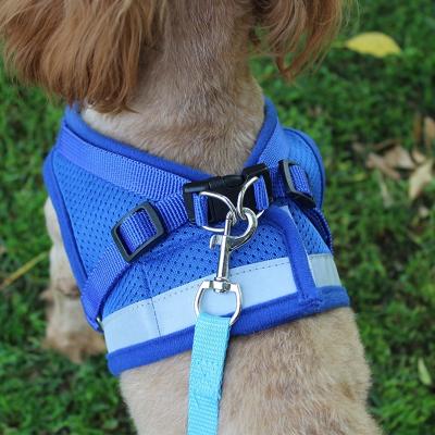 China Thoughtful Dropshipping Newly Designed Cable Shaped Dog Traction Rope Breast Strap Reflective&Breathable Puppy Harness Carrier Vest for sale