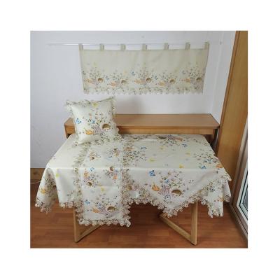 China Chemical Lace Round Border Home Textile Digital Printing 100% Polyester Lace Table Runner for sale