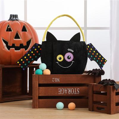 China Customized New Arrival Halloween Candy Bat Bat Cotton Tote Trick Or Treat Bags Halloween Bucket for sale