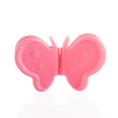 China CLASSIC Butterfly Shape Finger Pinch Dish Heat Resistant Pot Holders With Magnet for sale