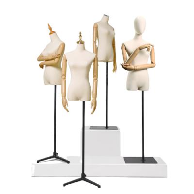 China Window Disply Customized Used Female Mannequins Mannequin For Clothes Mannequin Head With Shoulders for sale